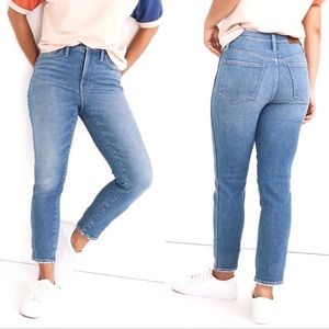 Madewell Stovepipe Jeans in Ditmas Wash